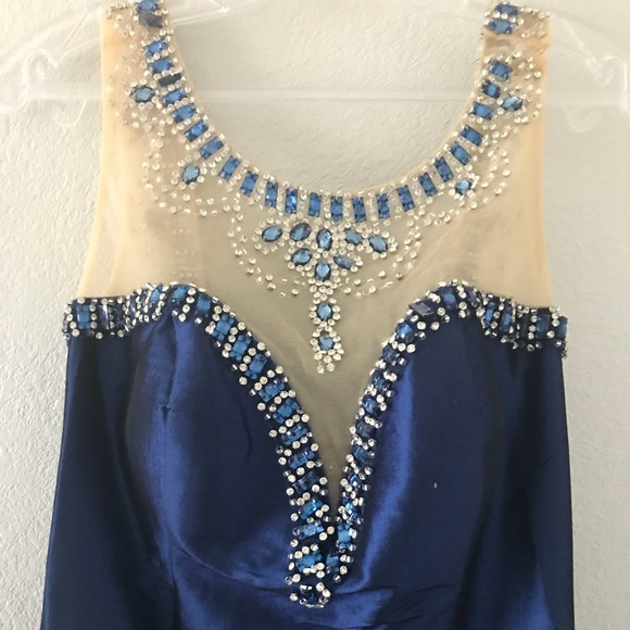 Only worn once! Perfect condition! New dress - Picture 3 of 5